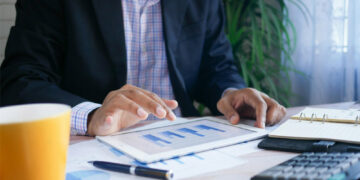 Top 5 Reasons to Hire a Financial Planner