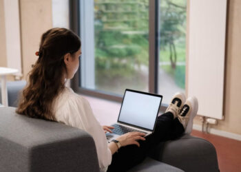 Who Is davisgonensfw? The Name That’s Turning Heads Online