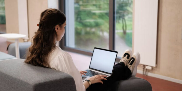 Who Is davisgonensfw? The Name That’s Turning Heads Online