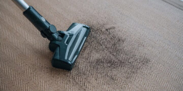 Deep Carpet Cleaning: Essential Tips for a Cleaner, Healthier Home