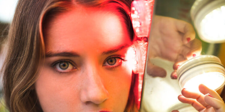 Best Red Light Therapy Panels for Chronic Pain Management