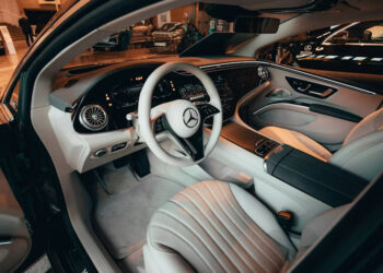 he Hidden Risks of “Luxury Car Rental Without Deposit” – Why PanoramaCar Warns Against It