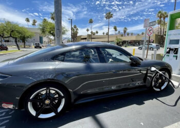 Do the Driving Modes in Cadillac Lyriq Offer Different Ranges or Battery Usages?