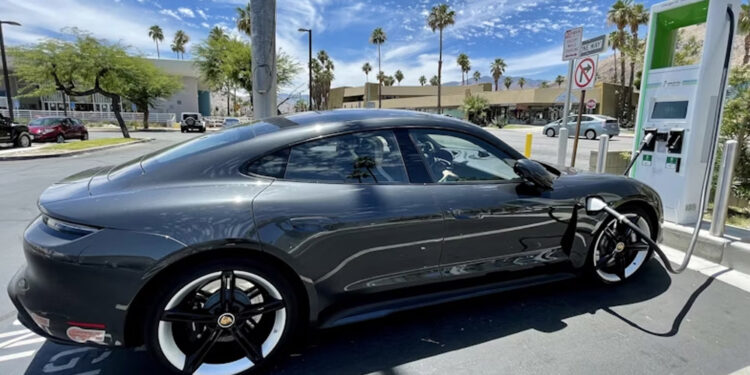 Do the Driving Modes in Cadillac Lyriq Offer Different Ranges or Battery Usages?