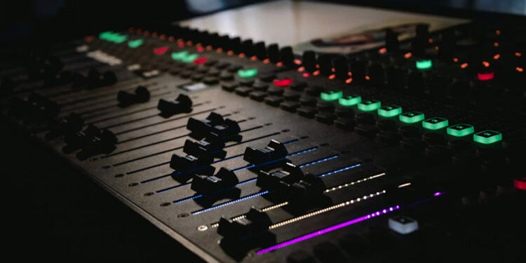 Audrabl220: Build Your Brand and Boost Your Audio Experience