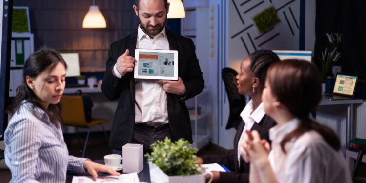 The Role of an Internet Marketing Company in Building Long-Term Brand Authority