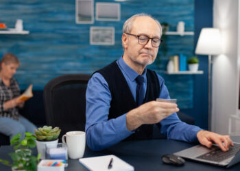 How Retired Professionals Can Build Meaningful Freelance Businesses Using AI Marketing