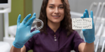 How Should You Select Transparent Retainer Sheets for Your Needs?