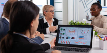 How Conversational Analytics Turns Conversations into Data Insights