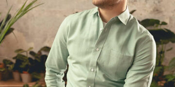 Top Mens Shirts for Transitional Weather in the U.S.