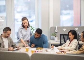 How Remote Staffing Solutions Help You Build a Reliable Team With a Virtual Assistant in the Philippin