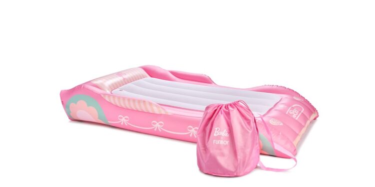 6 Spring Break-Themed Sleepover Ideas