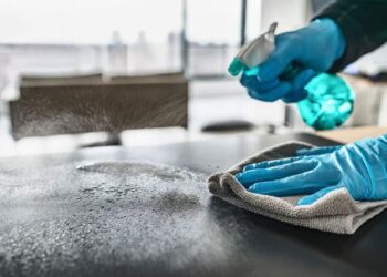 How Small Cleaning Businesses Can Compete with Large Franchises