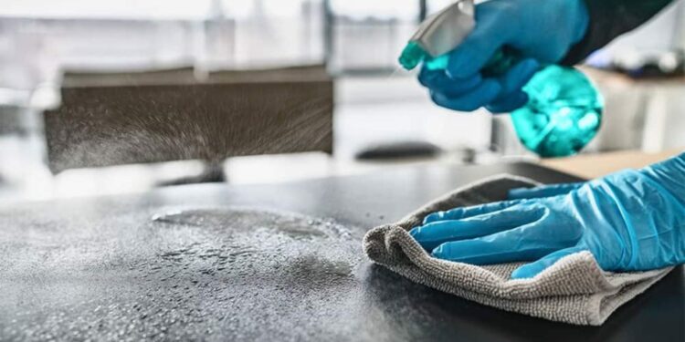 How Small Cleaning Businesses Can Compete with Large Franchises