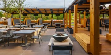 OUTDOOR SEATING IDEAS FOR RESTAURANTS