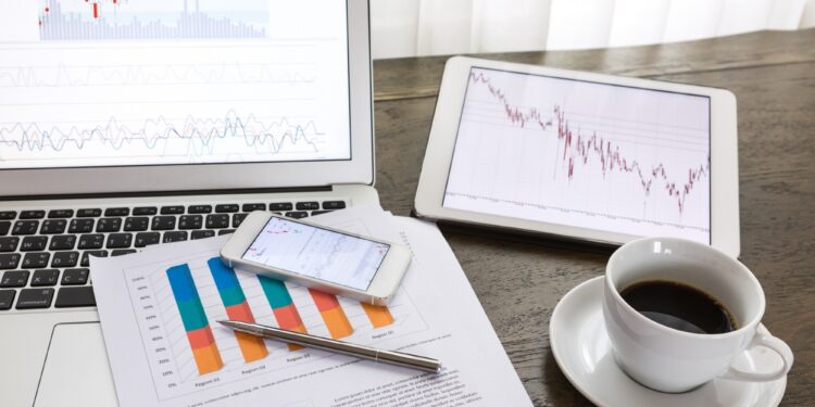 What is a Stock Portfolio Tracker and How Does It Work?