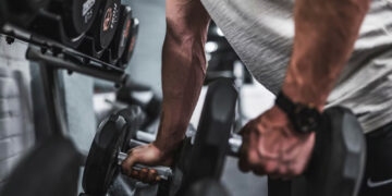 6 Fitness Tips for Strong and Sculpted Wedding Arms